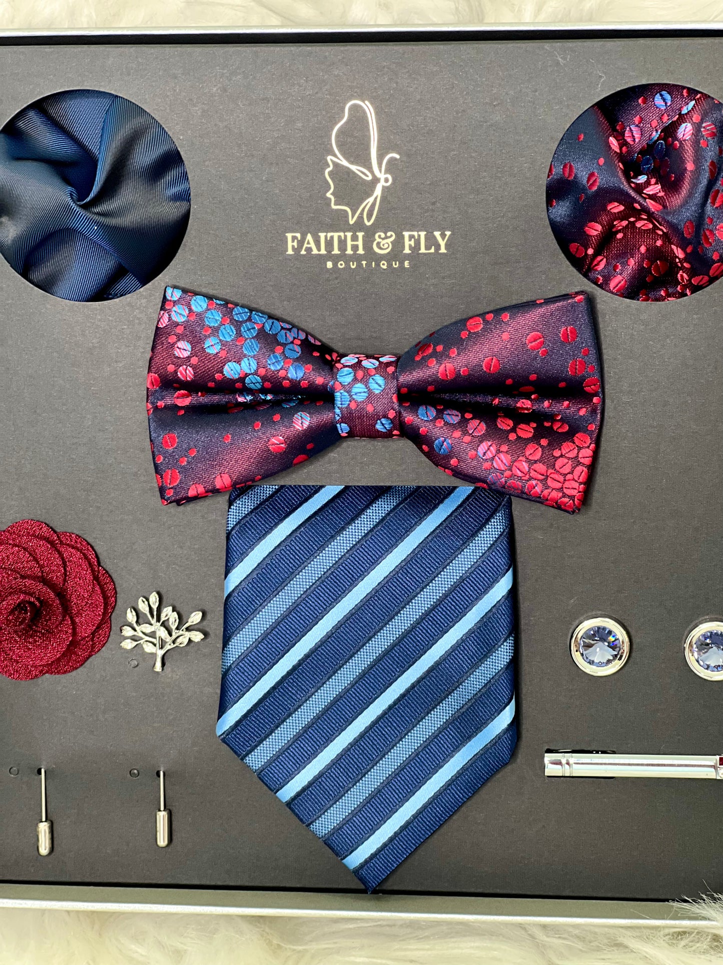 Minding My Business Tie Set