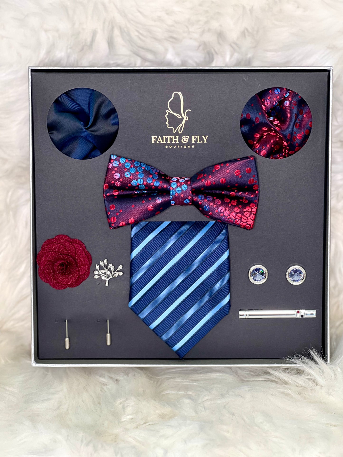 Minding My Business Tie Set