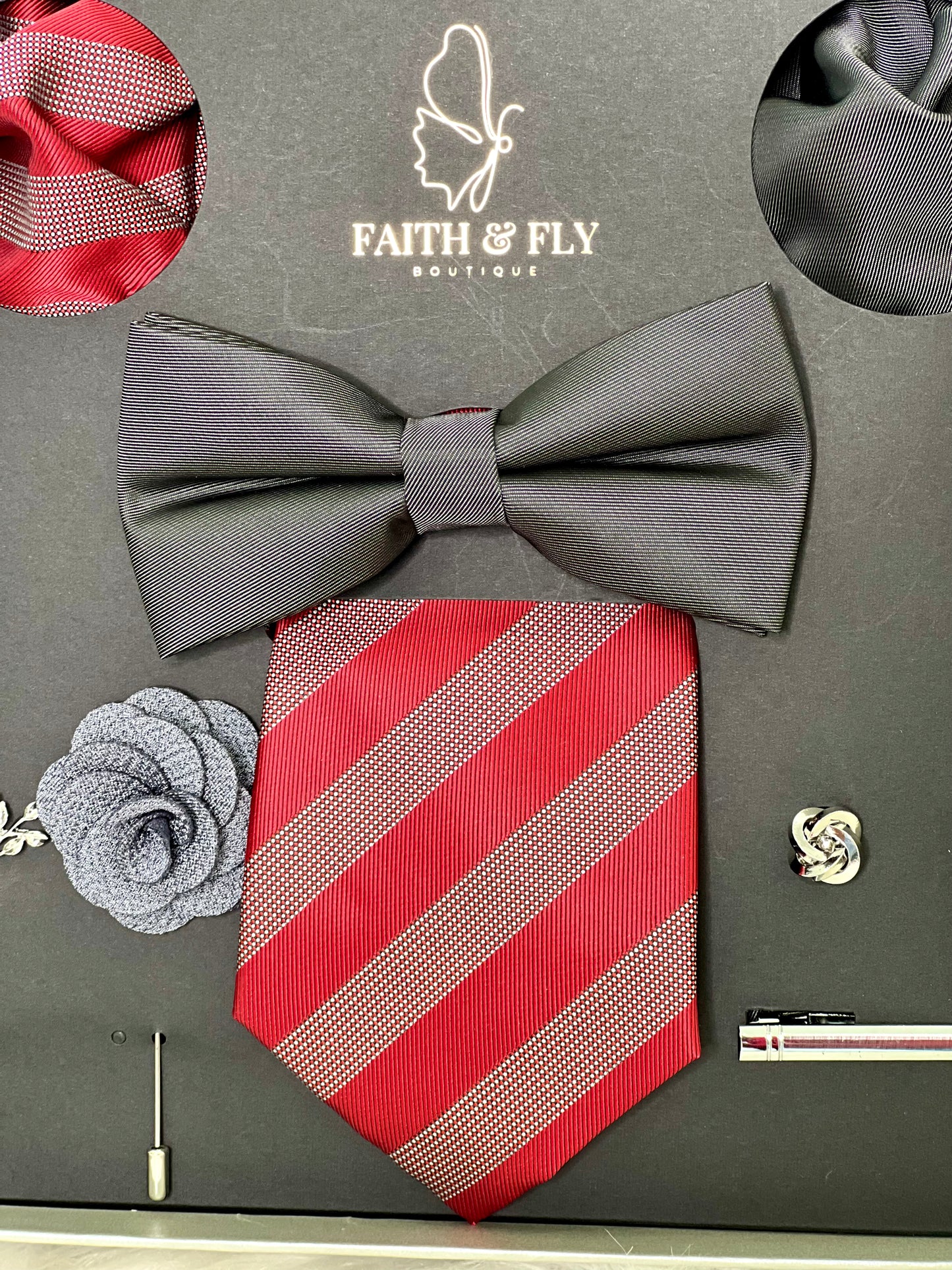 Taking Chances Tie Set