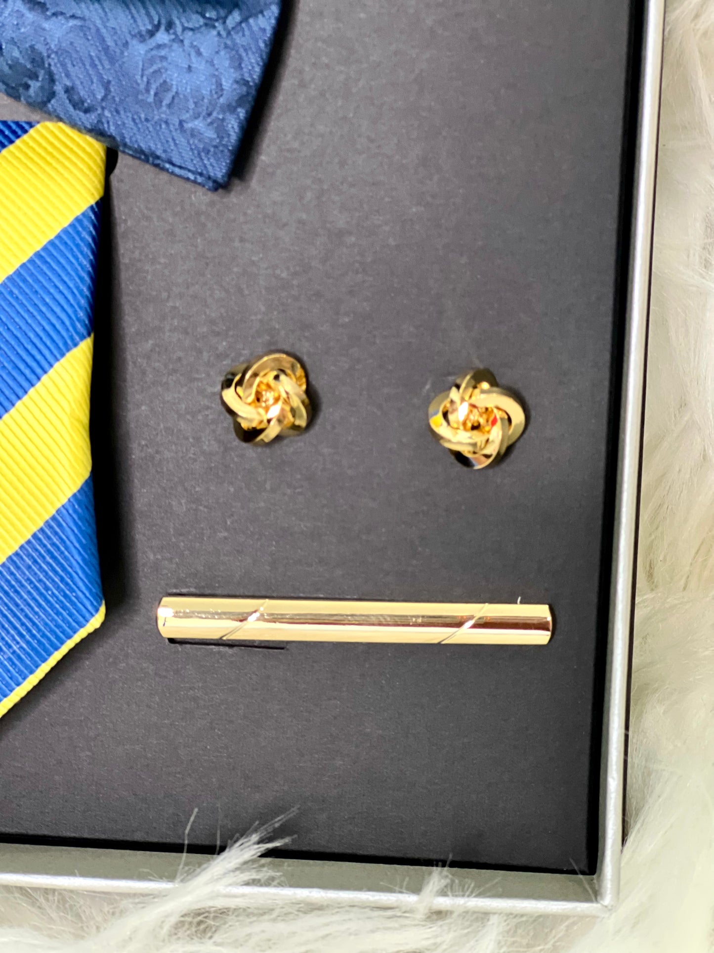 Bold and Dapper Tie Set