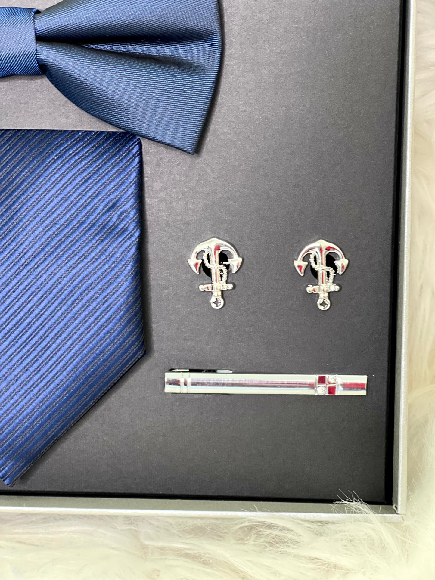 Blissful Blue Tie Set