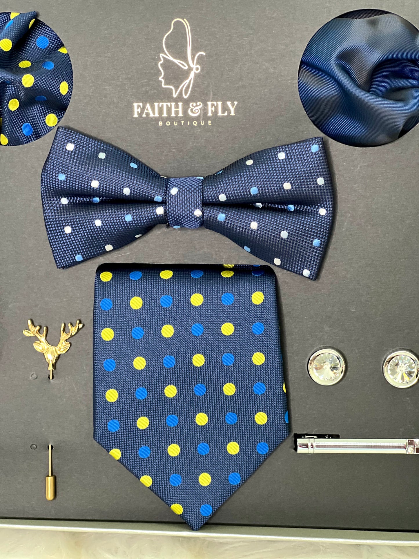 Let's Step Out Tie Set