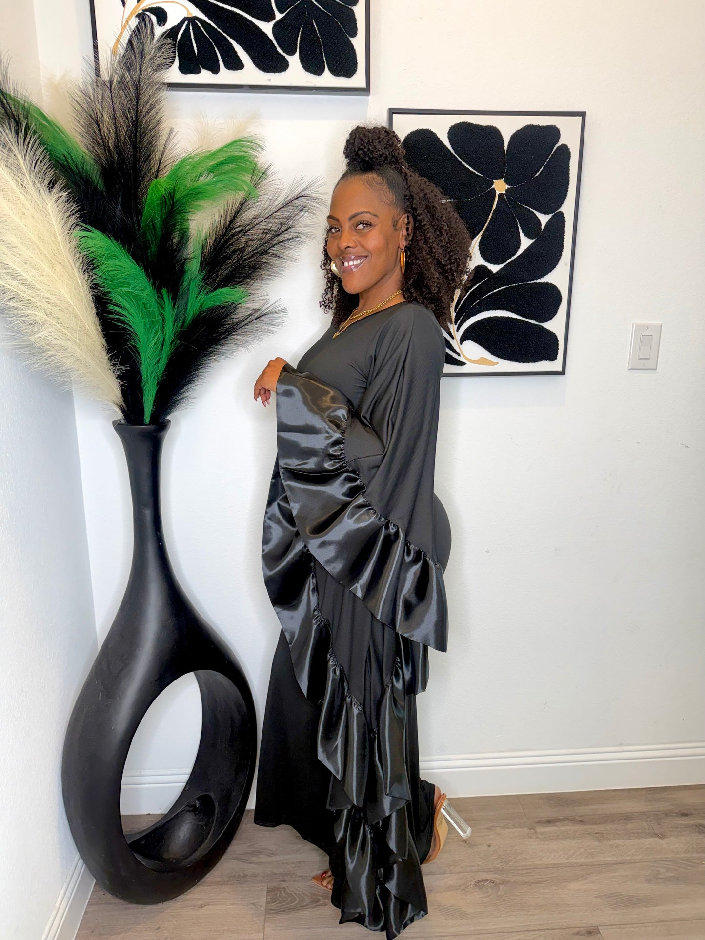 Queen Of The Night Black